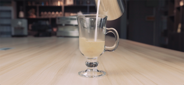 4种方法来冲泡速溶咖啡，速溶咖啡的N种喝法