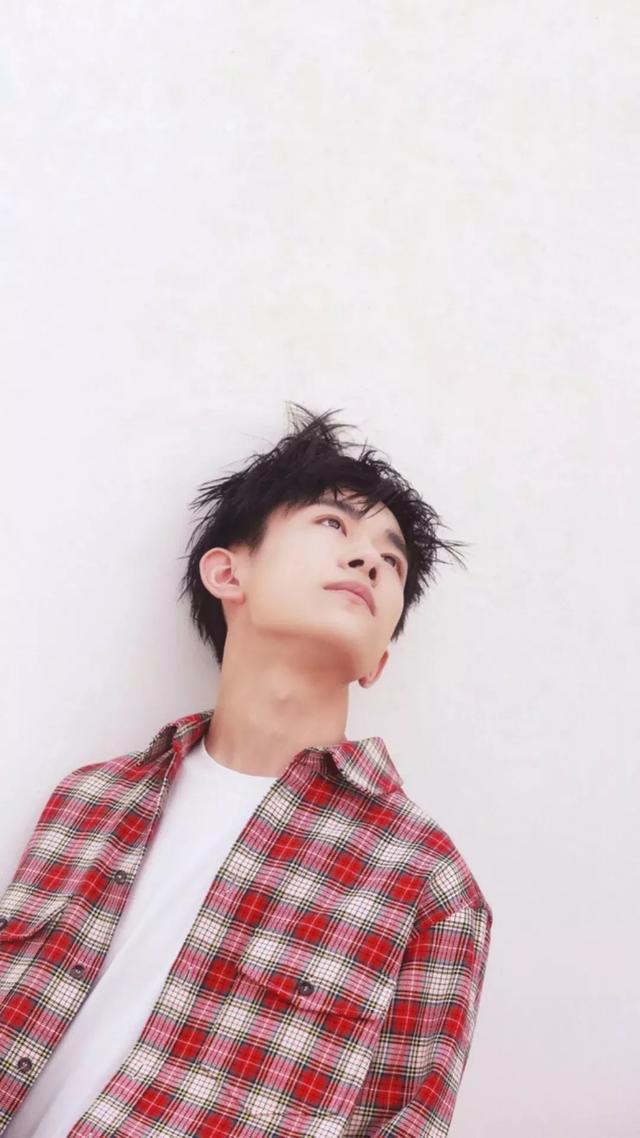 王俊凯高清壁纸，王俊凯高清壁纸图片（珍藏高清：你们要的王俊凯壁纸）