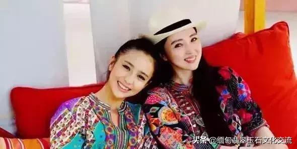 钠长石玉还叫什么玉，钠长石玉是翡翠吗（1000元以内4种最值得入手的高性价比美玉）