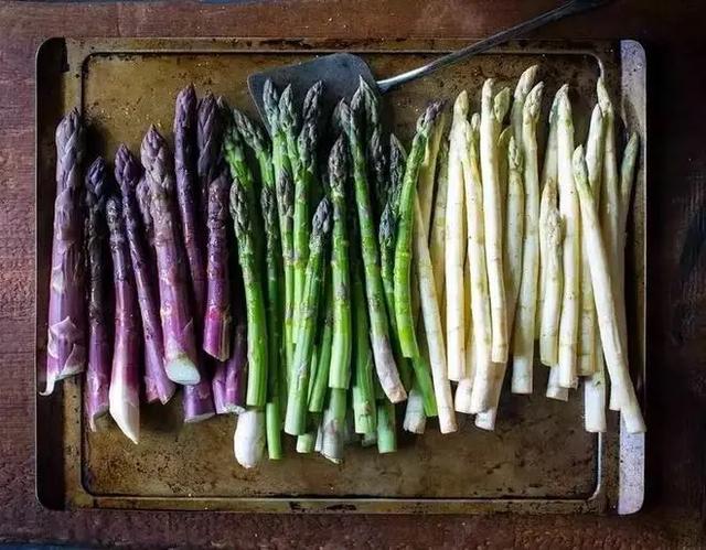 芦笋需要去皮吗，芦笋是否需要去皮（才发现很多人没吃过芦笋）