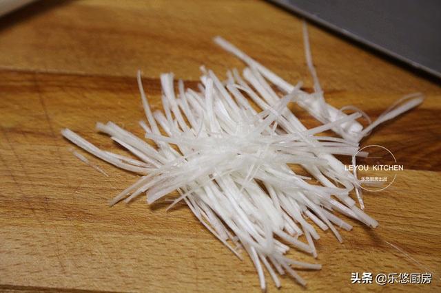 怎样做蒸鱼好吃，怎样做蒸鱼好吃窍门（以后就是自己的拿手好菜）