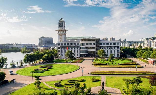 中南财经大学分数线，2022年中南财经政法大学在河北的录取分数线是多少（中南财经政法大学2021年录取分数线来啦）