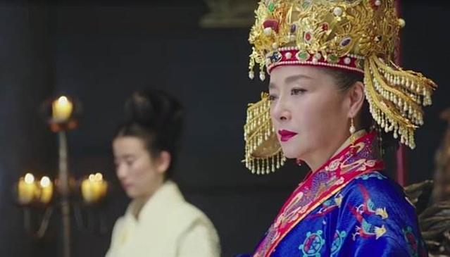 头戴凤冠是什么意思，有的皇后戴的“凤冠”上还有龙呢