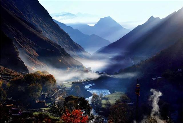 迥巴藏戏，迥巴藏戏 郎杰次仁事迹材料（遇见古碉·藏寨·美人谷）