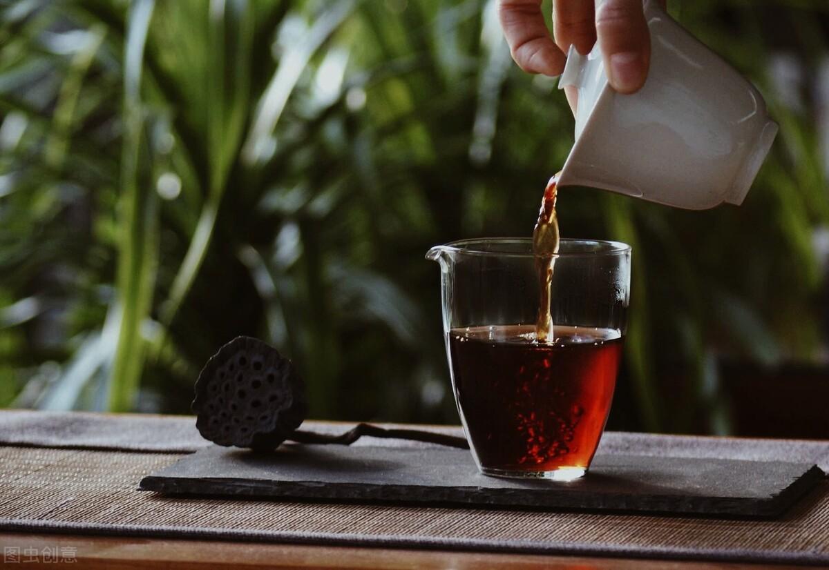 普洱熟茶的好处与功效，熟普洱茶的功效与作用（我们为什么要喝熟茶）