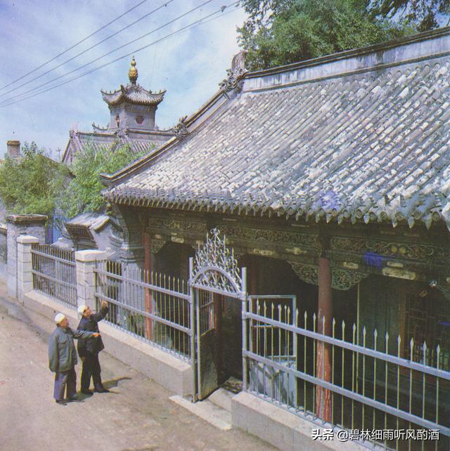 各个地区的丧葬习俗，逝者安息——我说东北少数民族的丧葬风俗及卜奎城的墓地