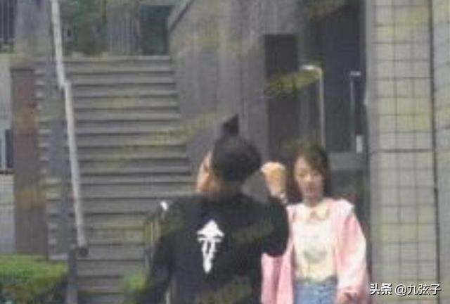 张嘉译妻子，二婚娶富婆的张嘉益（张嘉译妻子杜珺）