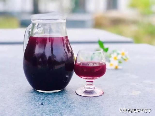 桑葚酒的制作方法，桑葚酒的泡制方法（详细做法和配方分享）