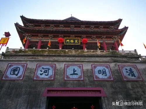 横店附近的旅游景点，横店周边景点（浙江省横店镇有哪些景点）