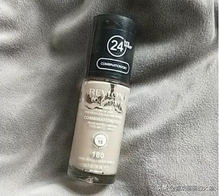 粉底液排行榜10强，成分最安全的粉底液（盘点那些“踩雷”粉底液）