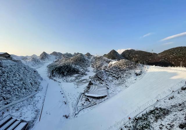 贵州必去十大景点，贵州旅游必去十大景点推荐（贵州旅行可去的十大景点）