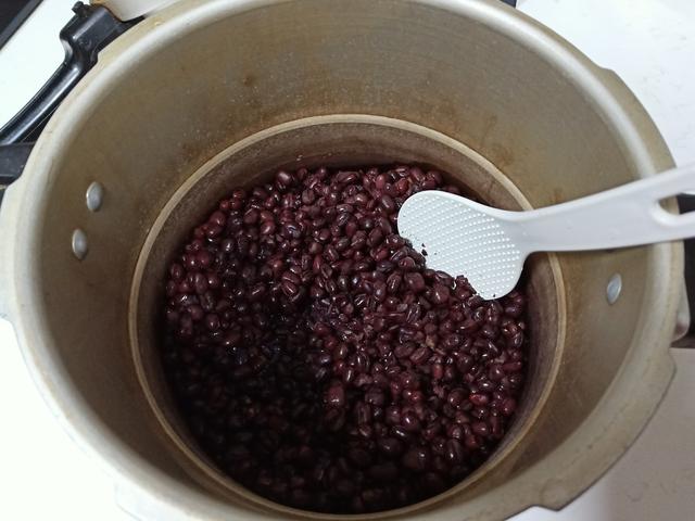 青团皮的配方比例，青团最正宗的做法才柔软（其实做法挺简单的）