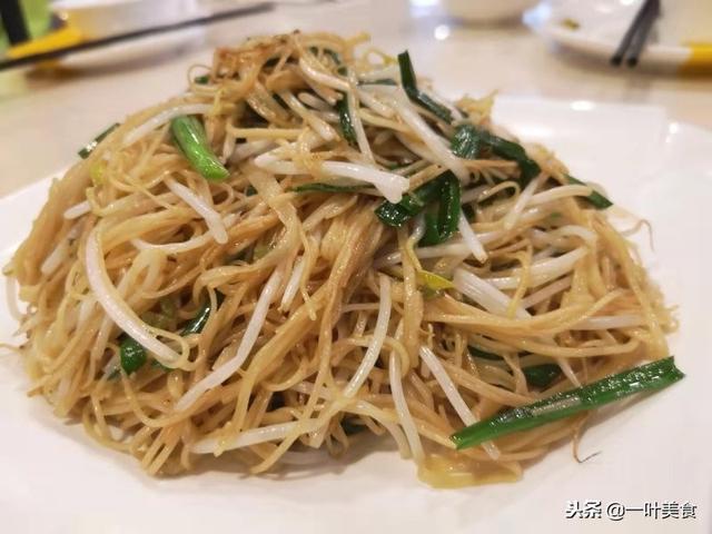 卤水拼盘用什么拼，卤水拼盘好吃吗（还有炸豆腐蘸生韭菜水、红糖粉）