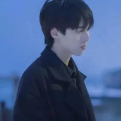 异地恋什么意思，什么是异地恋（异地恋与网恋有什么区别）
