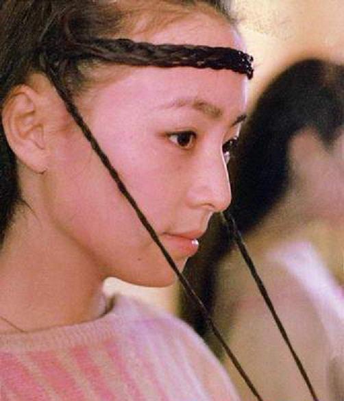宋丹丹3段婚姻，2次闪婚：“我嫁了一个人渣，还生了一个废物！”