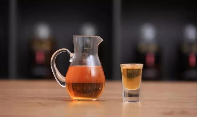 枸杞泡酒多长时间可以喝，枸杞泡酒能存放多长时间（枸杞泡酒有滋补效果吗）