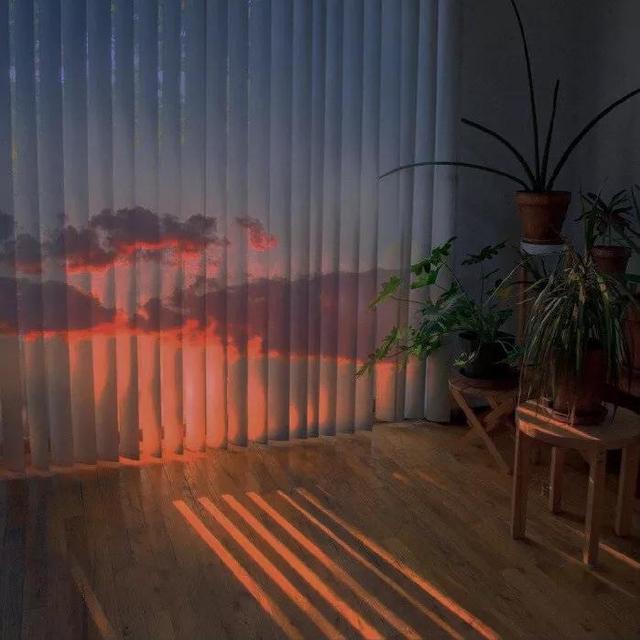 落日晚霞朋友圈背景，落日晚霞朋友圈背景图（朋友圈背景图）