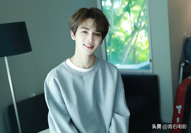 朱正廷养宠物综艺，朱正廷、张雨剑与流浪狗同居的节目