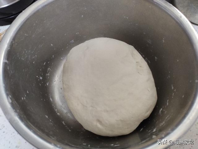 鲜香千层皮怎么做，千层皮的做法及配料（千层肉饼在家做）