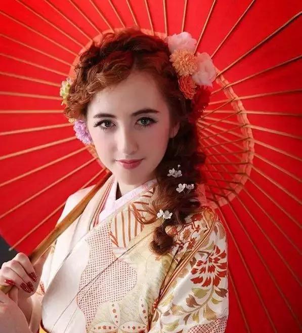 英国14岁萌娘，英国萌娘百科（“英国萌妹”这十年）