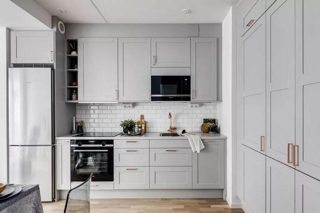 多层实木板的优缺点，多层实木板做衣柜好吗（定制橱柜，为何选择多层实木板）