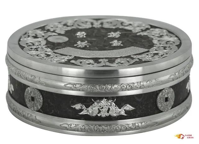 用纸怎样包花，用纸包花怎么包（云南省首届“非遗购物节”在楚雄开启）