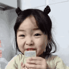 美瞳直径怎么选，第一次买美瞳怎么挑选（真的受够了那些“大美瞳”）