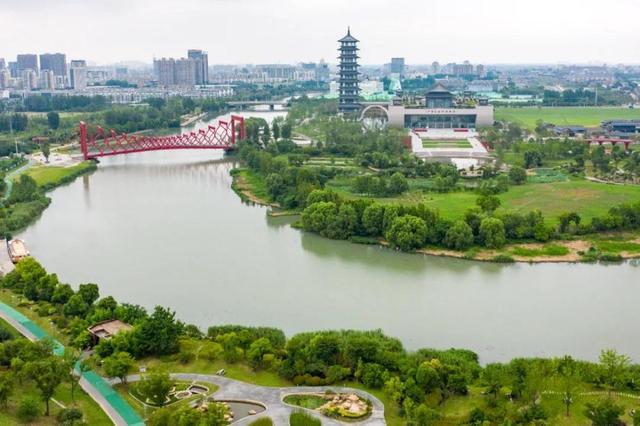 杨洲在扬州在哪里，扬州和杨洲是一地方吗（什么是扬州）