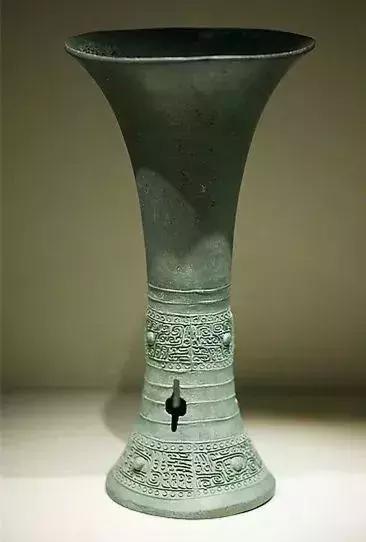 徐悲鸿国宝级大师作品,国家愿意用齐白石和徐悲鸿的画来换 徐悲鸿国宝级大师作品,国家愿意用齐白石和徐悲鸿的画来换