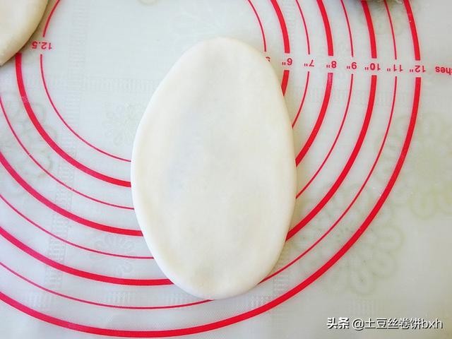 烤油馍的做法 用平底锅做油馍的简单方法，烤油馍的做法（平底锅半小时就搞定）