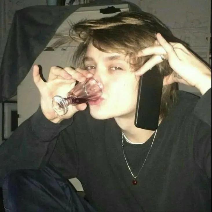 倦歌/恶搞图片/极其沙雕，微信头像，倦歌/恶搞图片/极其沙雕（沙雕有趣的微信头像）