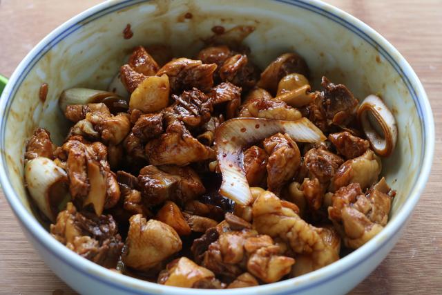 做蒸鸡腿的方法，鸡腿简单又好吃的做法