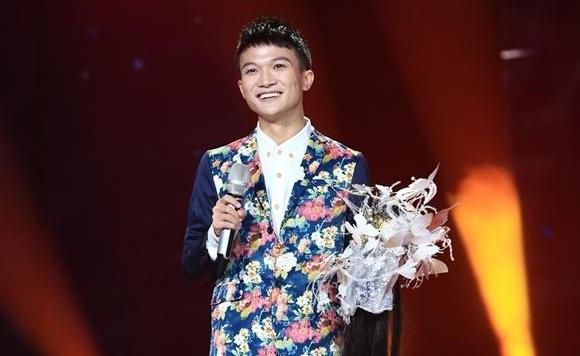 蒙面唱将猜猜猜周深，周深参加的蒙面唱将是第几季（高晓松不惜代价自掏腰包也要力捧）