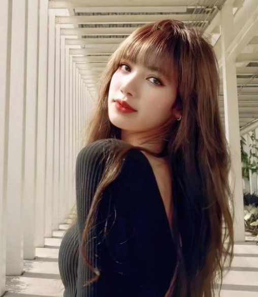 幸运叶子和阿迪达斯什么关系，叶子是耐克还是阿迪达斯（Lisa不以为然）