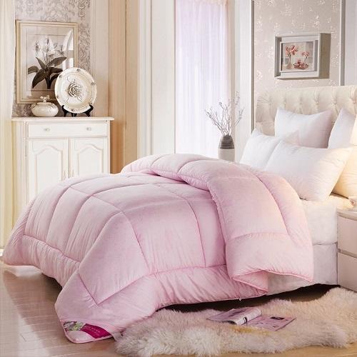 丝棉被脏了怎么洗，丝棉被脏了怎么清洗（别全洗了，用两招就能干干净净）