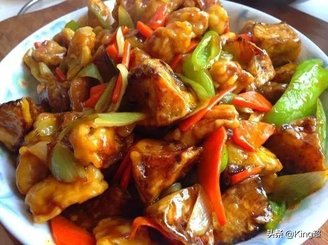 溜肉段的家常做法，正宗溜肉段的做法（超级好吃的肉肉的家常做法）