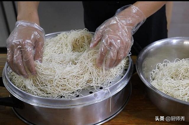 北方人最爱吃的面食做法，北方人最爱吃的面食：蒸卤面