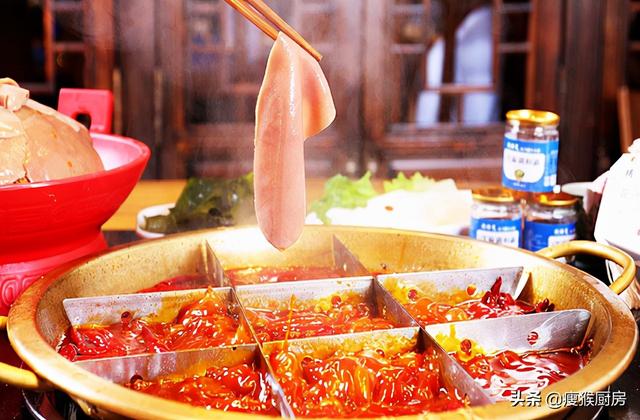 重庆人最喜欢吃的火锅是什么类型的呢，重庆人最喜欢吃的火锅是什么类型的呢图片（重庆最有名的10家火锅）
