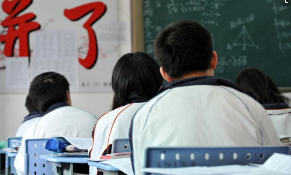 生僻却美到爆的古文，有哪些生僻却美到爆的古文句子（学生时代公认最难背的文言文）