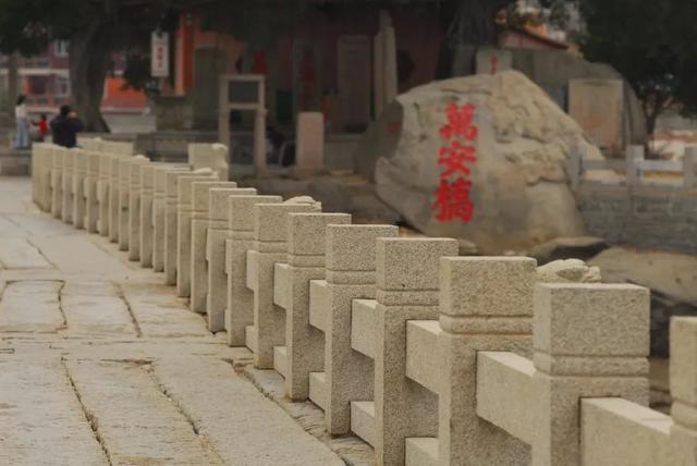 洛阳桥位于哪里，洛阳桥在哪个城市（“海内第一桥”洛阳桥）