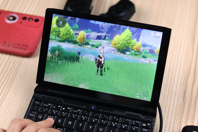 上网本能玩的游戏，好玩的网络电脑游戏有哪些（壹号本7寸迷你游戏本评测）