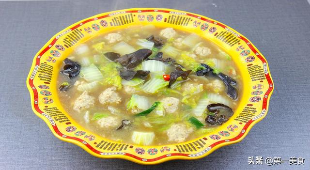 怎么做肉丸子，莲藕和肉怎么做肉丸子（劲道爽滑美味鲜）