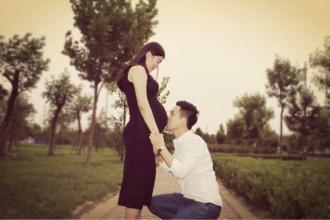 什么年纪属于晚育，什么年纪算晚育（女人这个岁数便是高龄产妇）