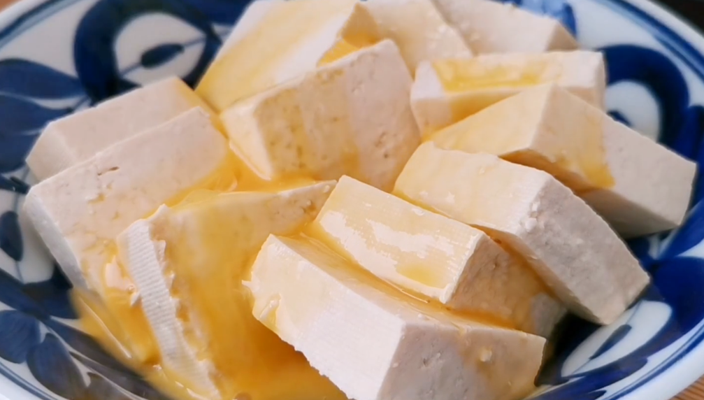 图片[4]-【猪瘦肉豆腐煲】做法步骤图 外焦香里鲜嫩 孩子特喜欢吃-起舞食谱网