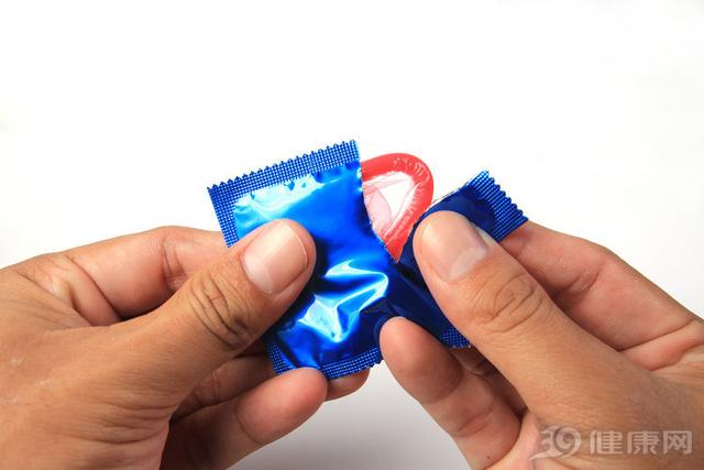 性疾病病症图片，男性常见性疾病图片（这5种病主要通过性传播）