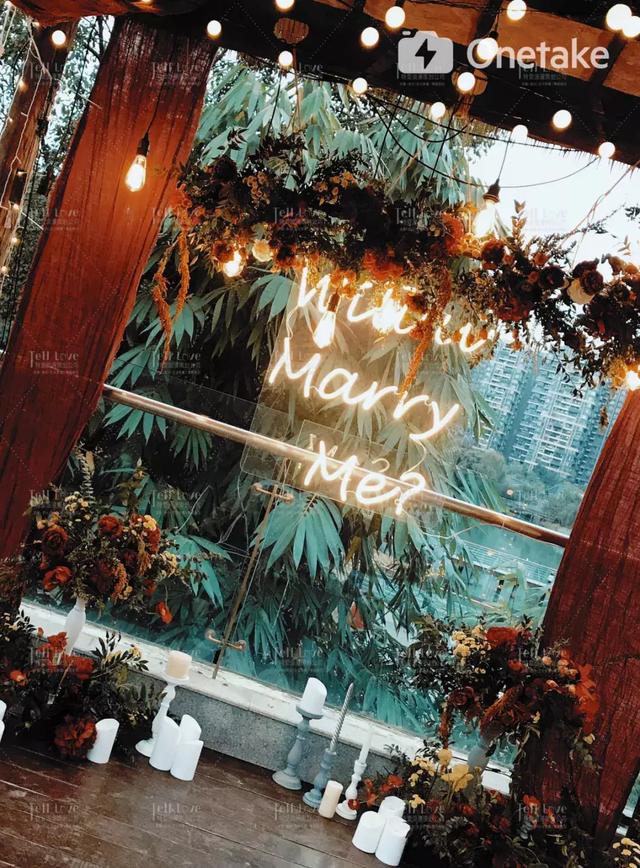 求婚创意:8种创意求婚攻略,求婚创意(如何策划一场完美的求婚) 求婚创意:8种创意求婚攻略,求婚创意(如何策划一场完美的求婚)