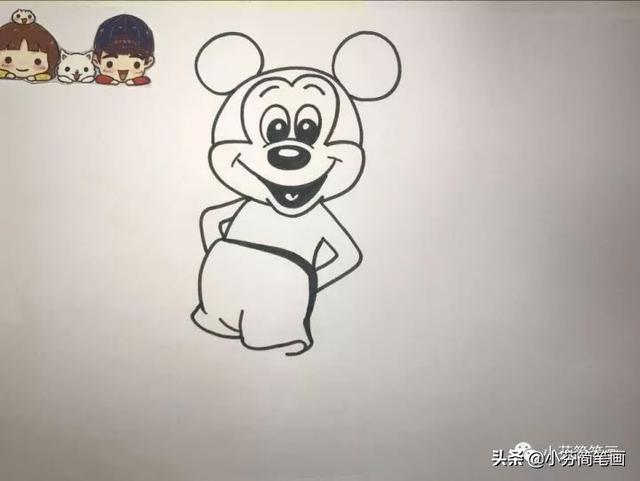 一分钟画出米奇的简笔画，米奇简笔画简单（童话经典：米老鼠简笔画）
