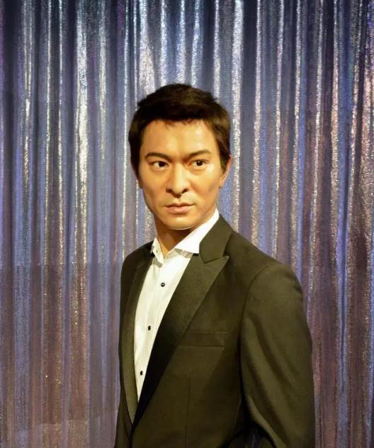 香港旅游景点介绍，香港旅游介绍（香港旅游必去的7个景点）