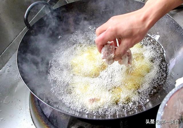 最正宗的糖醋排骨做法步骤，厨师长教你做经典老式糖醋排骨