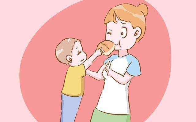 宝宝爱妈妈的3个表现，证明孩子很爱妈妈